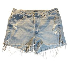 Old Navy Light Wash High-Waisted Denim Shorts Frayed Size 14 Great‎ Condition